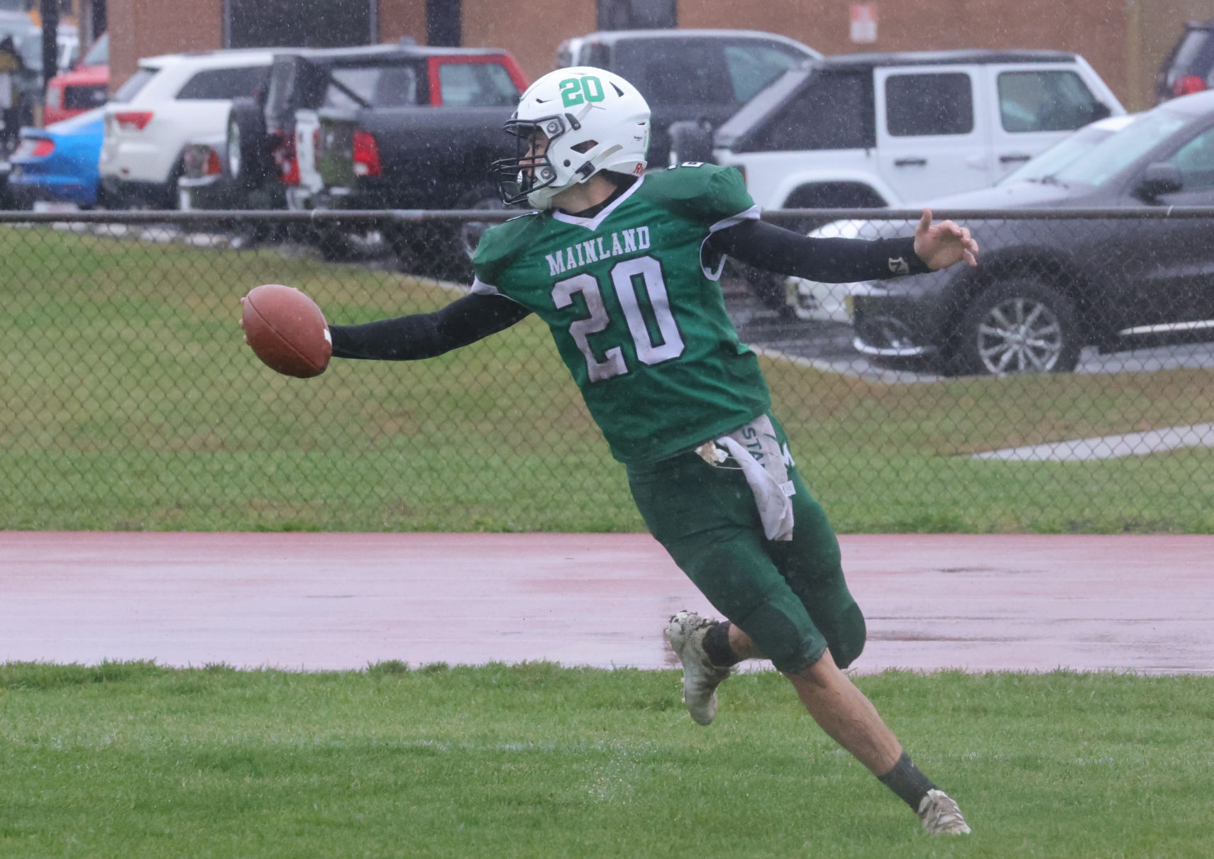 Pleasantville vs Mainland football